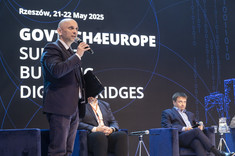 Prof. G. Budzik,